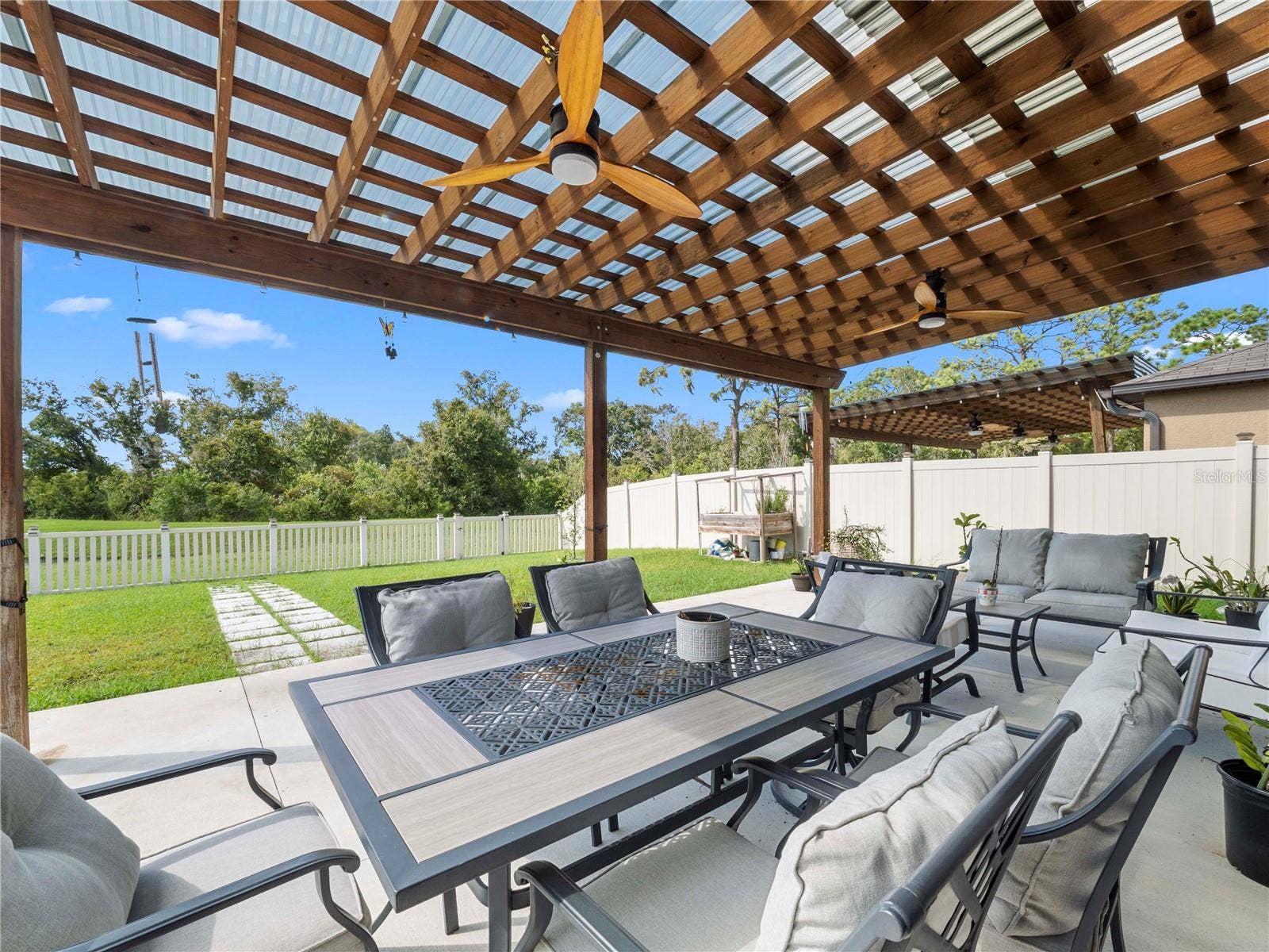 15436 MILLER CREEK DRIVE, Sun City Center, FL 33573 15436 MILLER CREEK DRIVE, Sun City Center, FL 33573