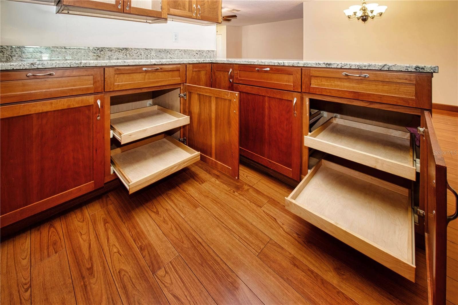 2108 MEADOWLARK LANE, Sun City Center, FL 33573 Kitchen