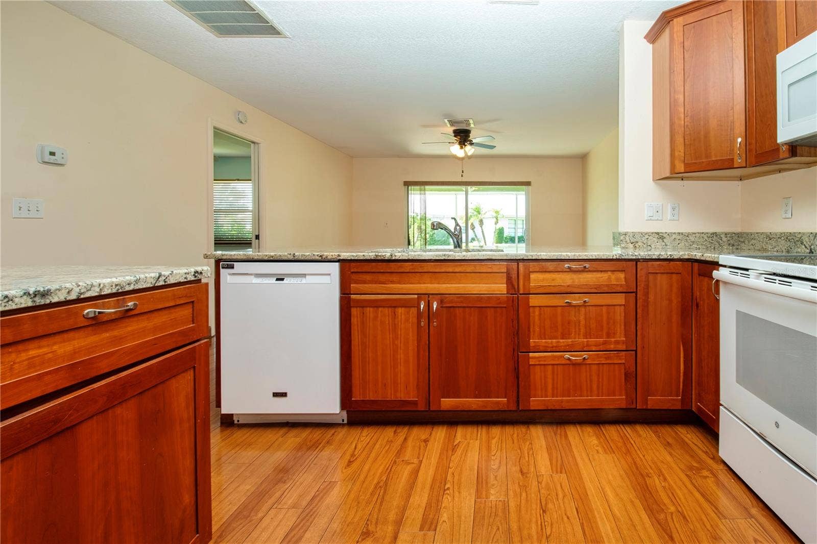 2108 MEADOWLARK LANE, Sun City Center, FL 33573 Kitchen