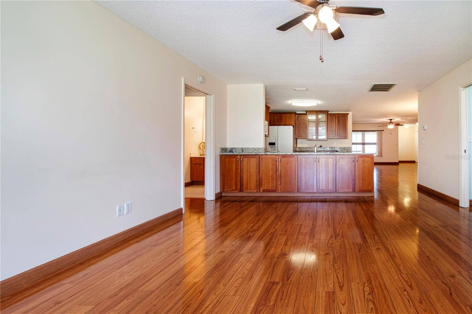 2108 MEADOWLARK LANE, Sun City Center, FL 33573 Family Room