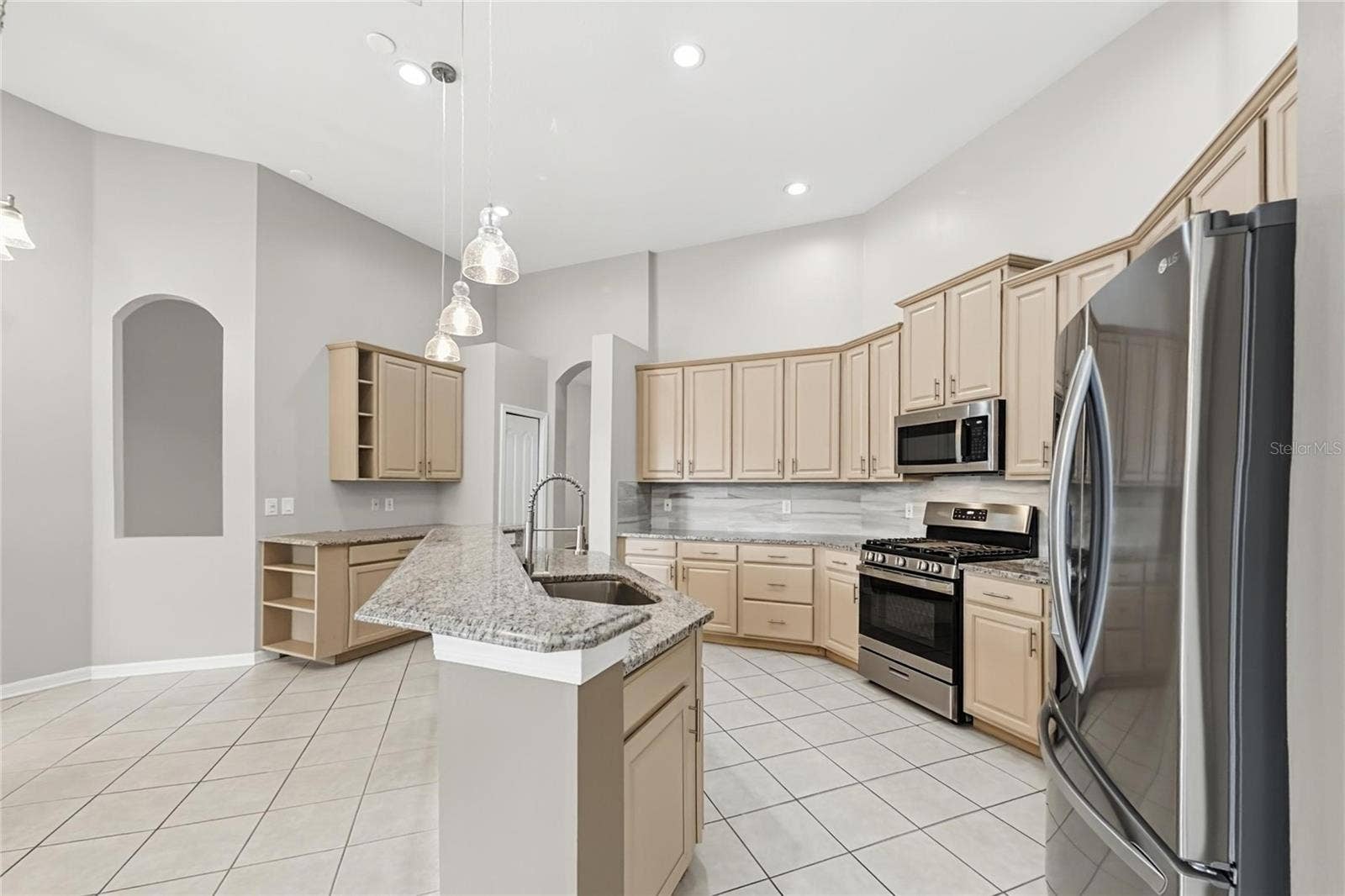 219 RONJA LANE, Valrico, FL 33594 219 RONJA LANE, Valrico, FL 33594