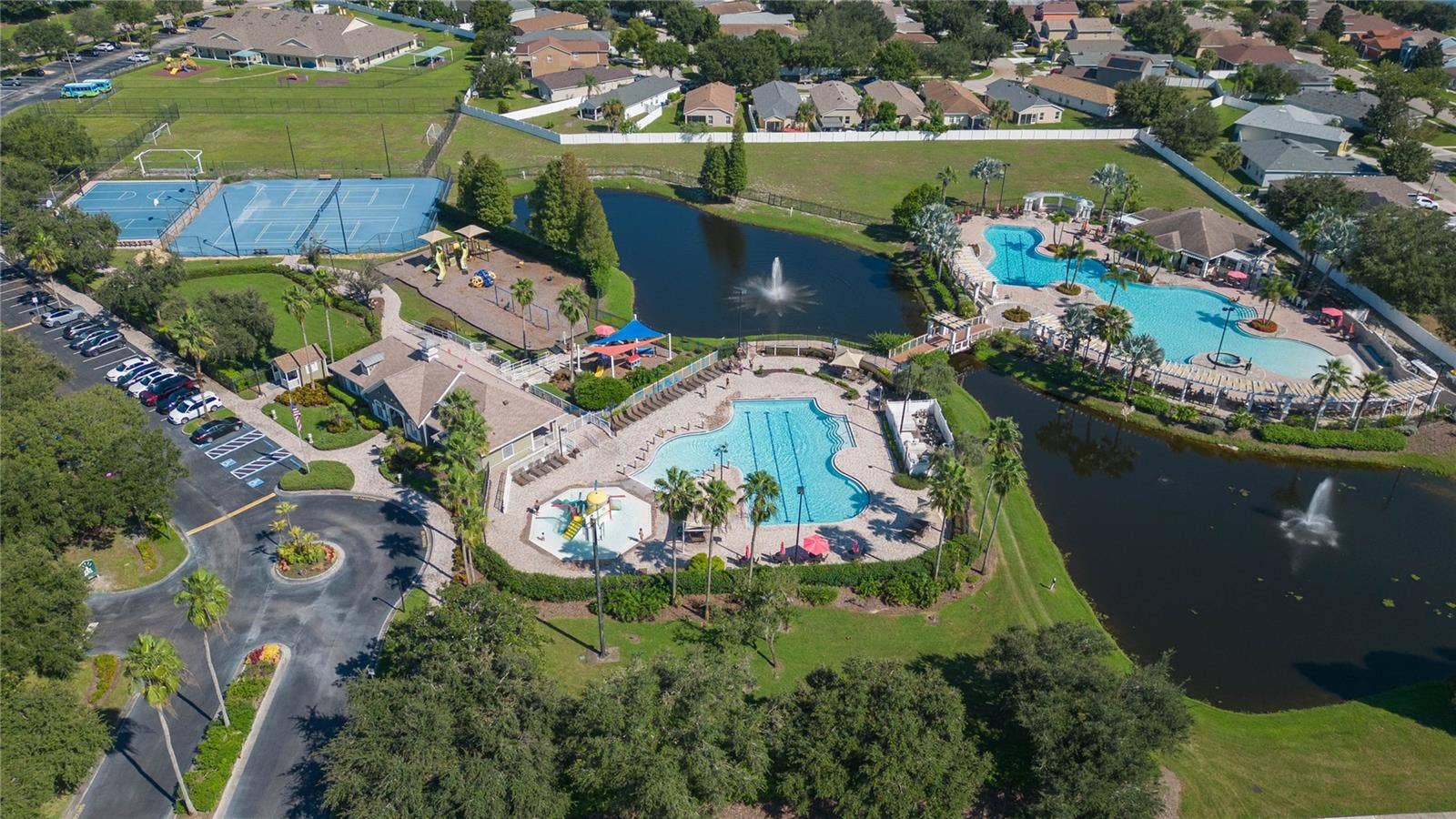 11817 HOLLY CREST LANE, Riverview, FL 33569 11817 HOLLY CREST LANE, Riverview, FL 33569