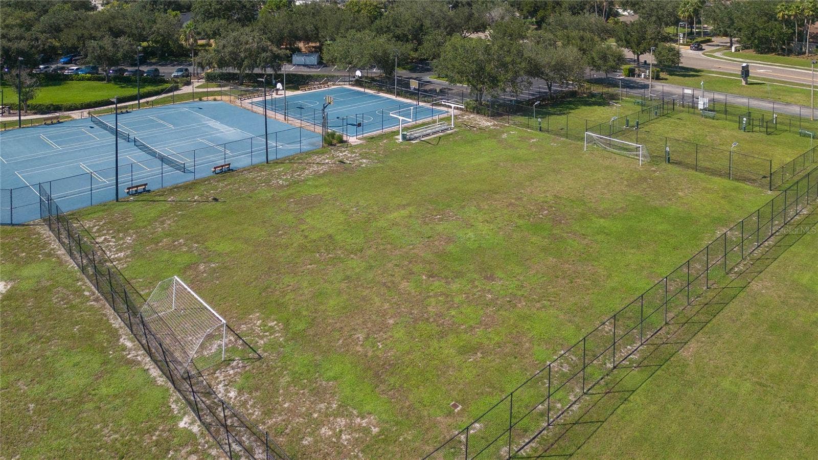 11817 HOLLY CREST LANE, Riverview, FL 33569 11817 HOLLY CREST LANE, Riverview, FL 33569