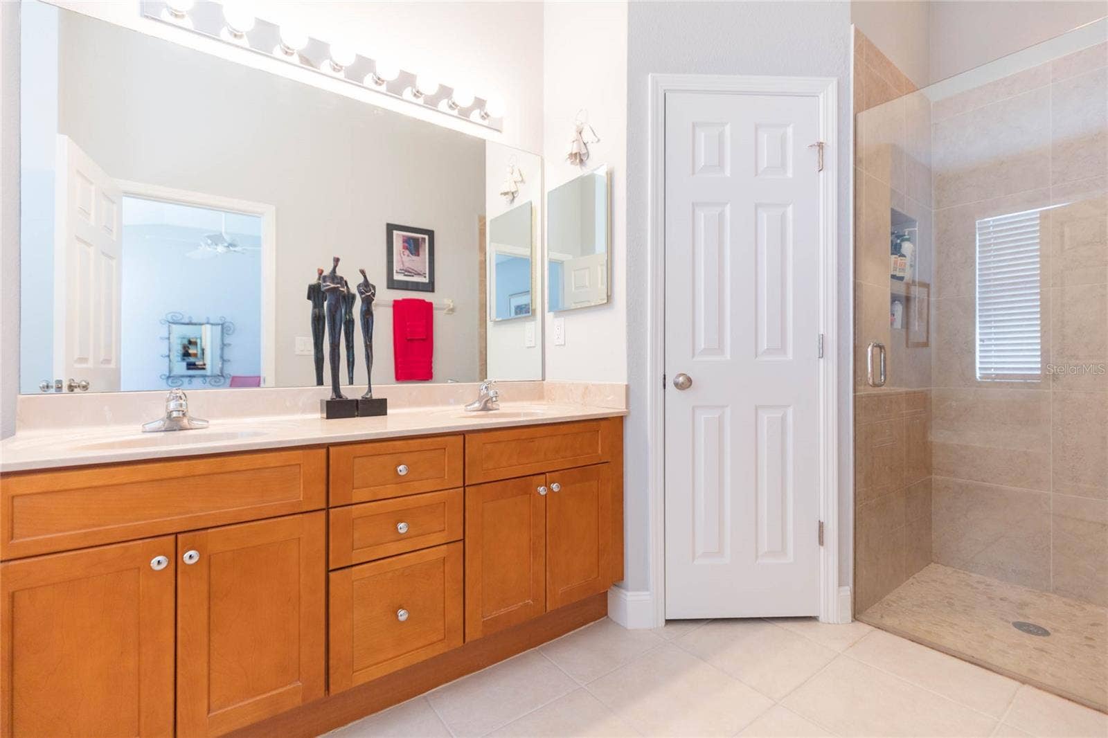 11817 HOLLY CREST LANE, Riverview, FL 33569 11817 HOLLY CREST LANE, Riverview, FL 33569