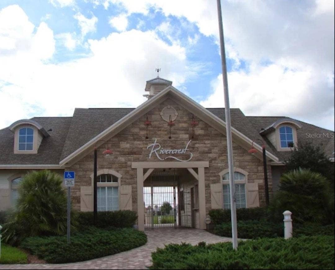 11817 HOLLY CREST LANE, Riverview, FL 33569 11817 HOLLY CREST LANE, Riverview, FL 33569