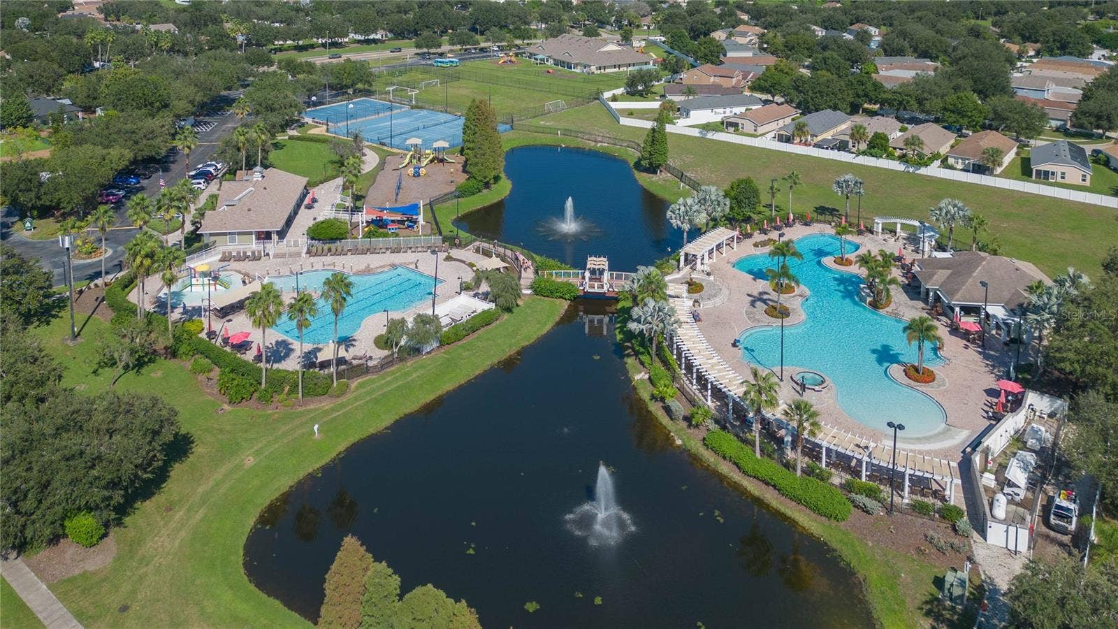 11817 HOLLY CREST LANE, Riverview, FL 33569 11817 HOLLY CREST LANE, Riverview, FL 33569