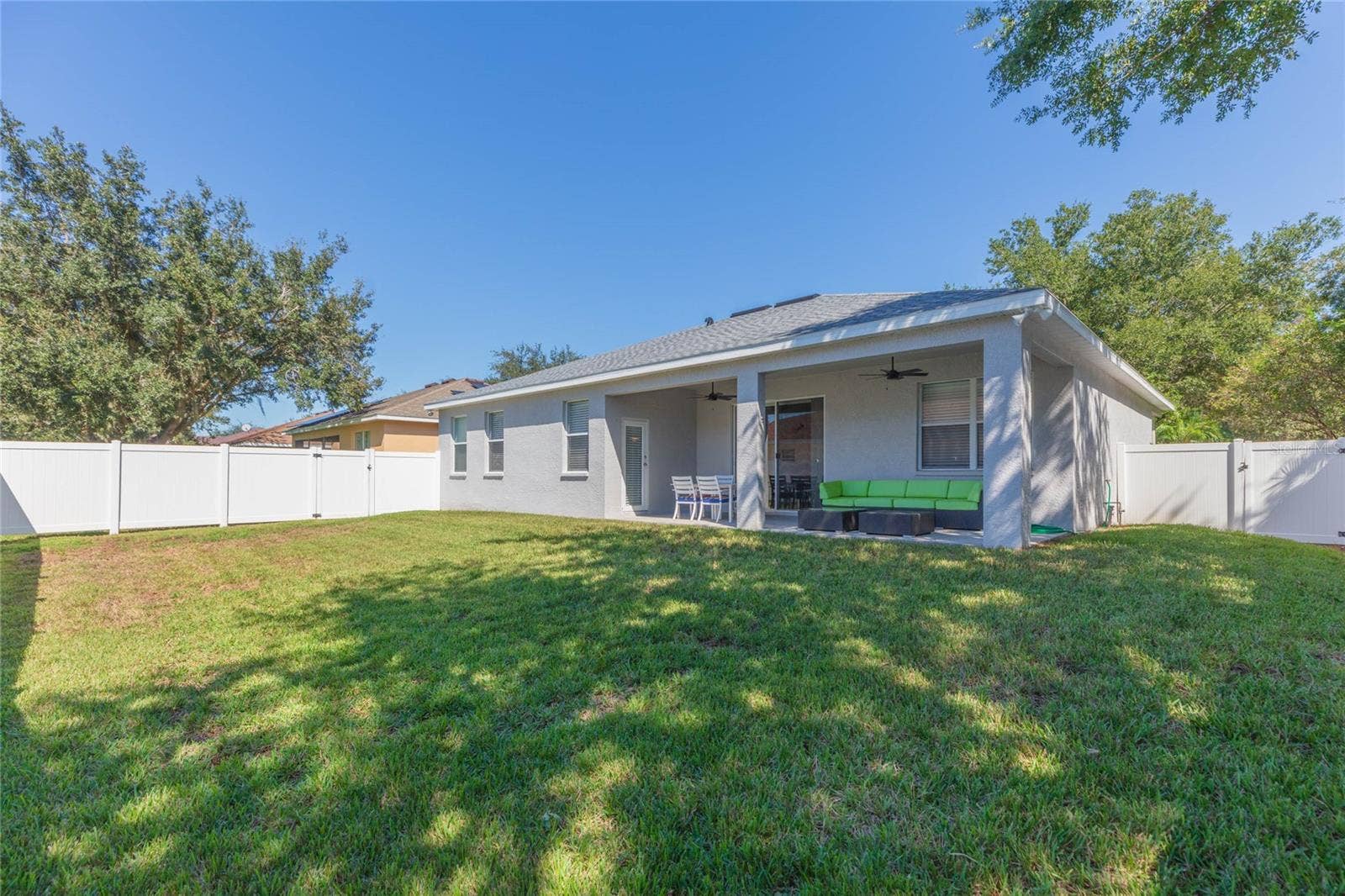 11817 HOLLY CREST LANE, Riverview, FL 33569 11817 HOLLY CREST LANE, Riverview, FL 33569