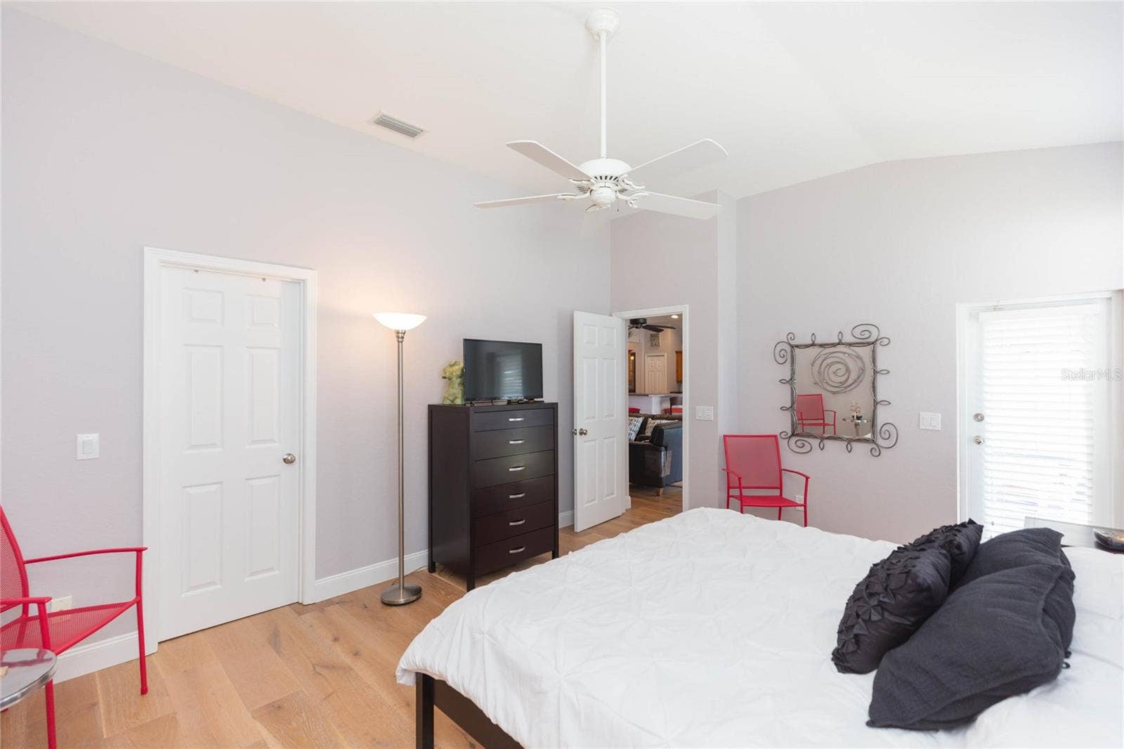 11817 HOLLY CREST LANE, Riverview, FL 33569 11817 HOLLY CREST LANE, Riverview, FL 33569