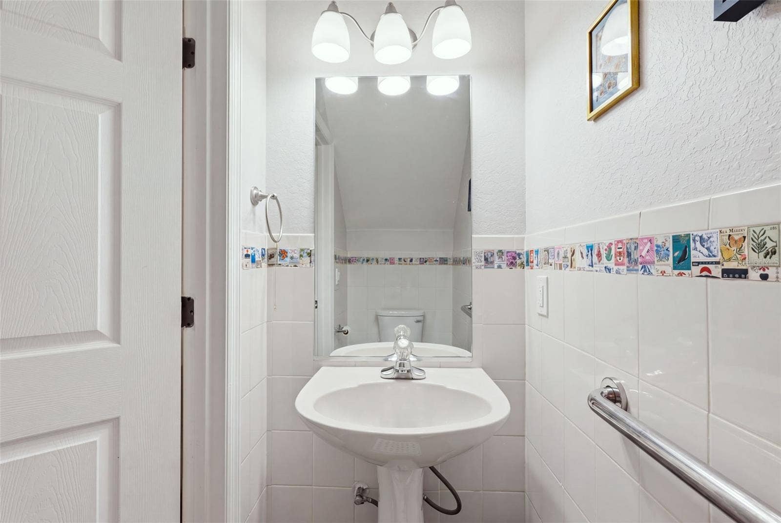 1006 N HABANA AVENUE, Tampa, FL 33607 Guest Half Bath (downstairs)