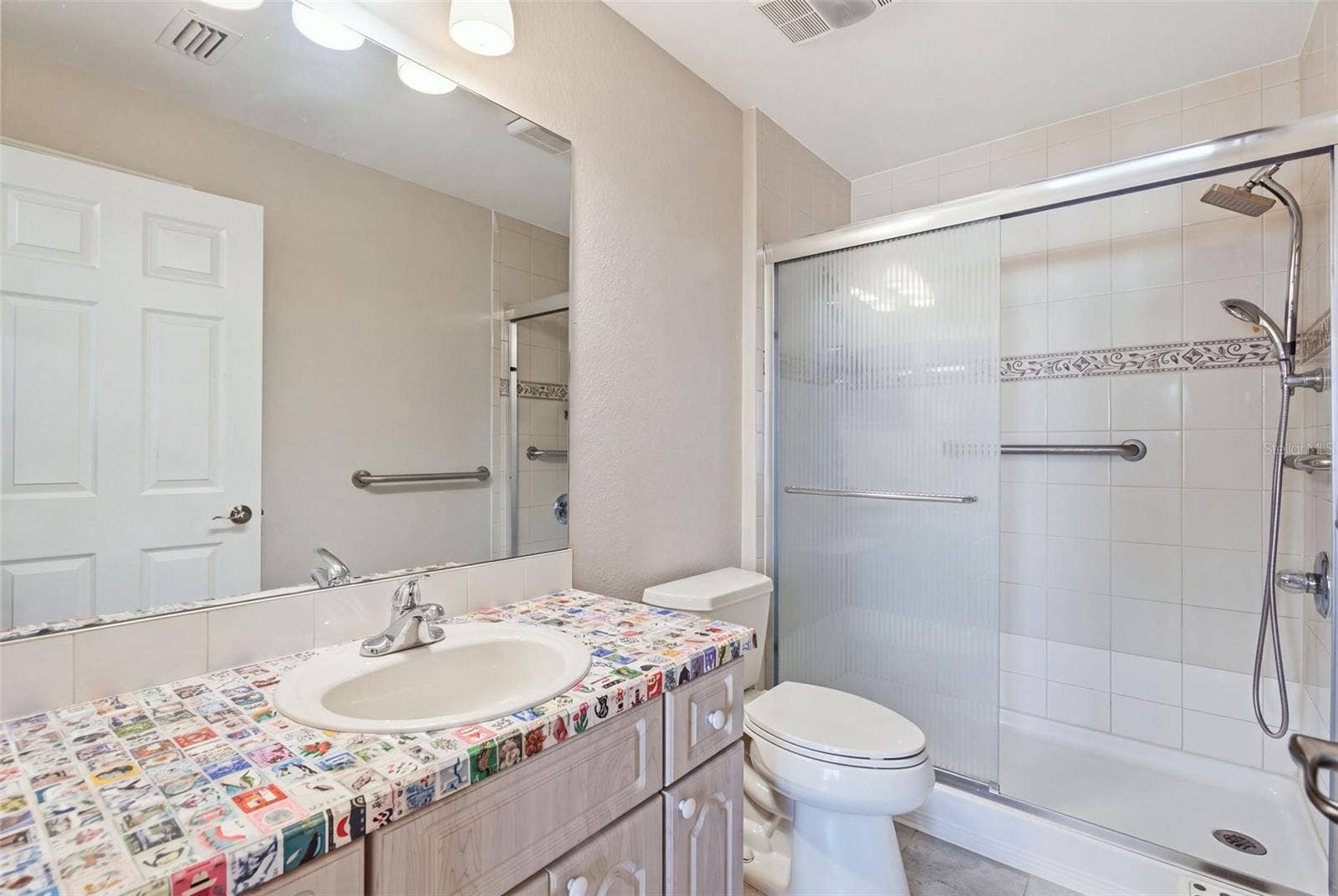 1006 N HABANA AVENUE, Tampa, FL 33607 Full Guest Bath (upstairs)