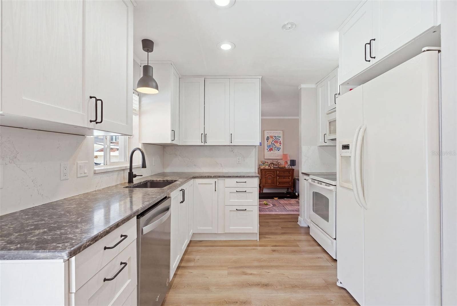 1006 N HABANA AVENUE, Tampa, FL 33607 Kitchen