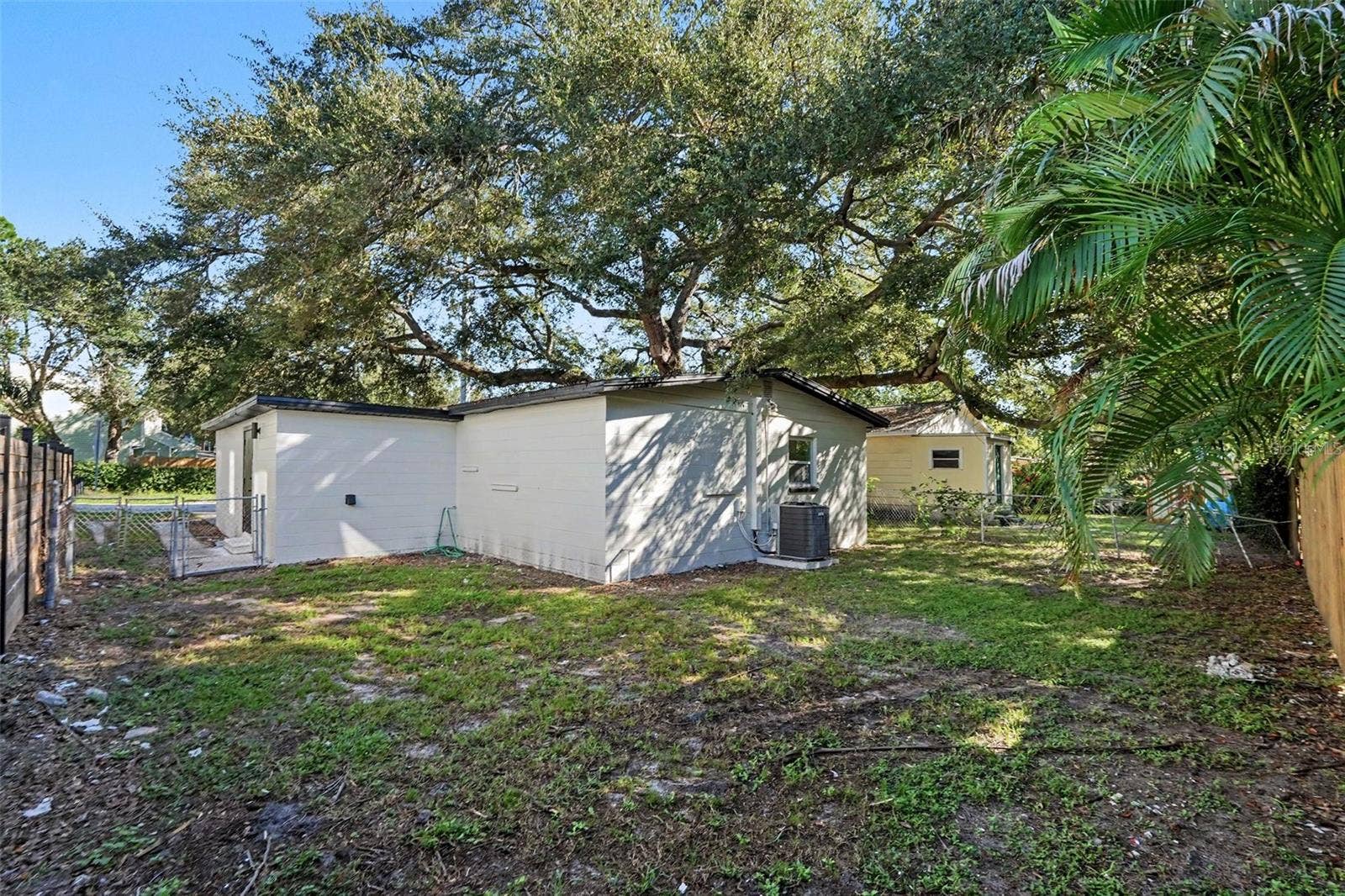 3306 W WYOMING AVENUE, Tampa, FL 33611 3306 W WYOMING AVENUE, Tampa, FL 33611
