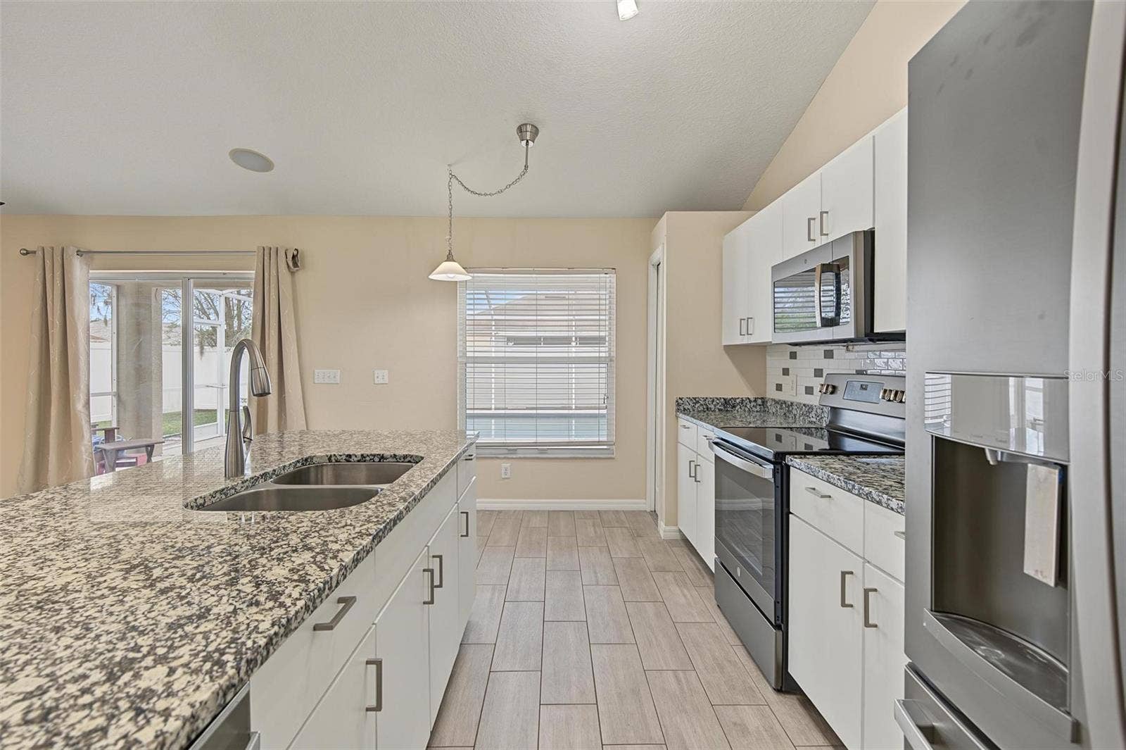 5809 BLACK WALNUT COURT, Tampa, FL 33625