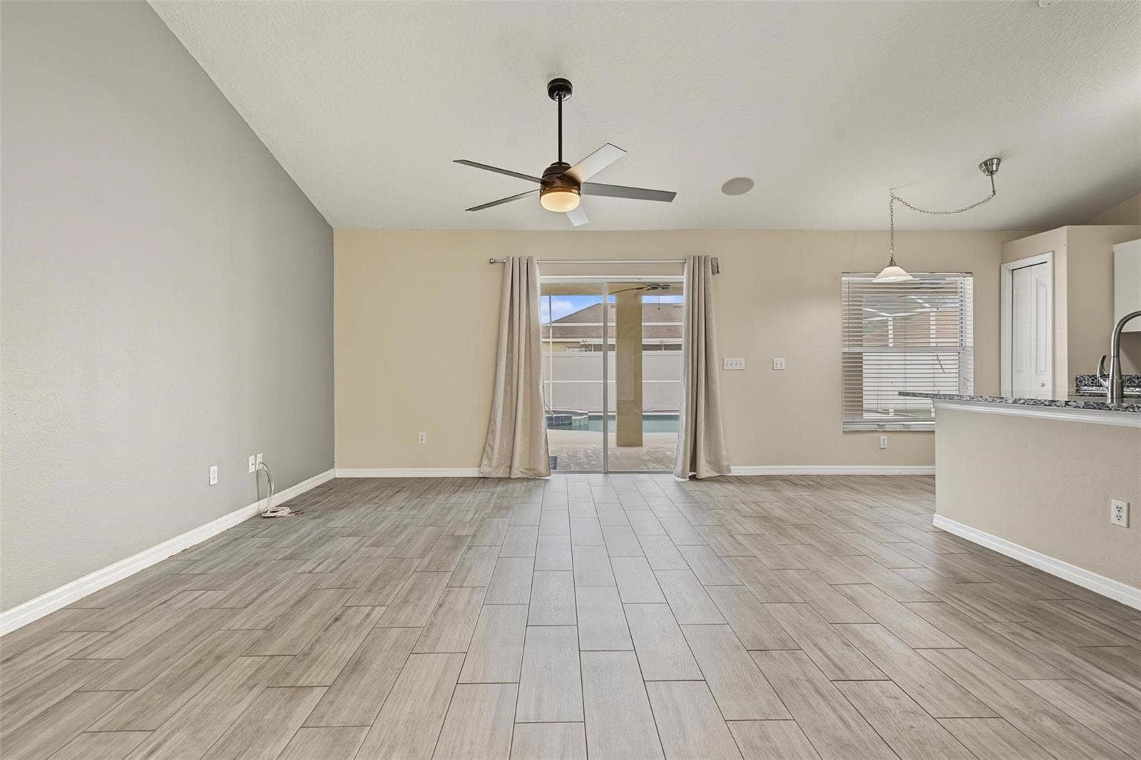 5809 BLACK WALNUT COURT, Tampa, FL 33625