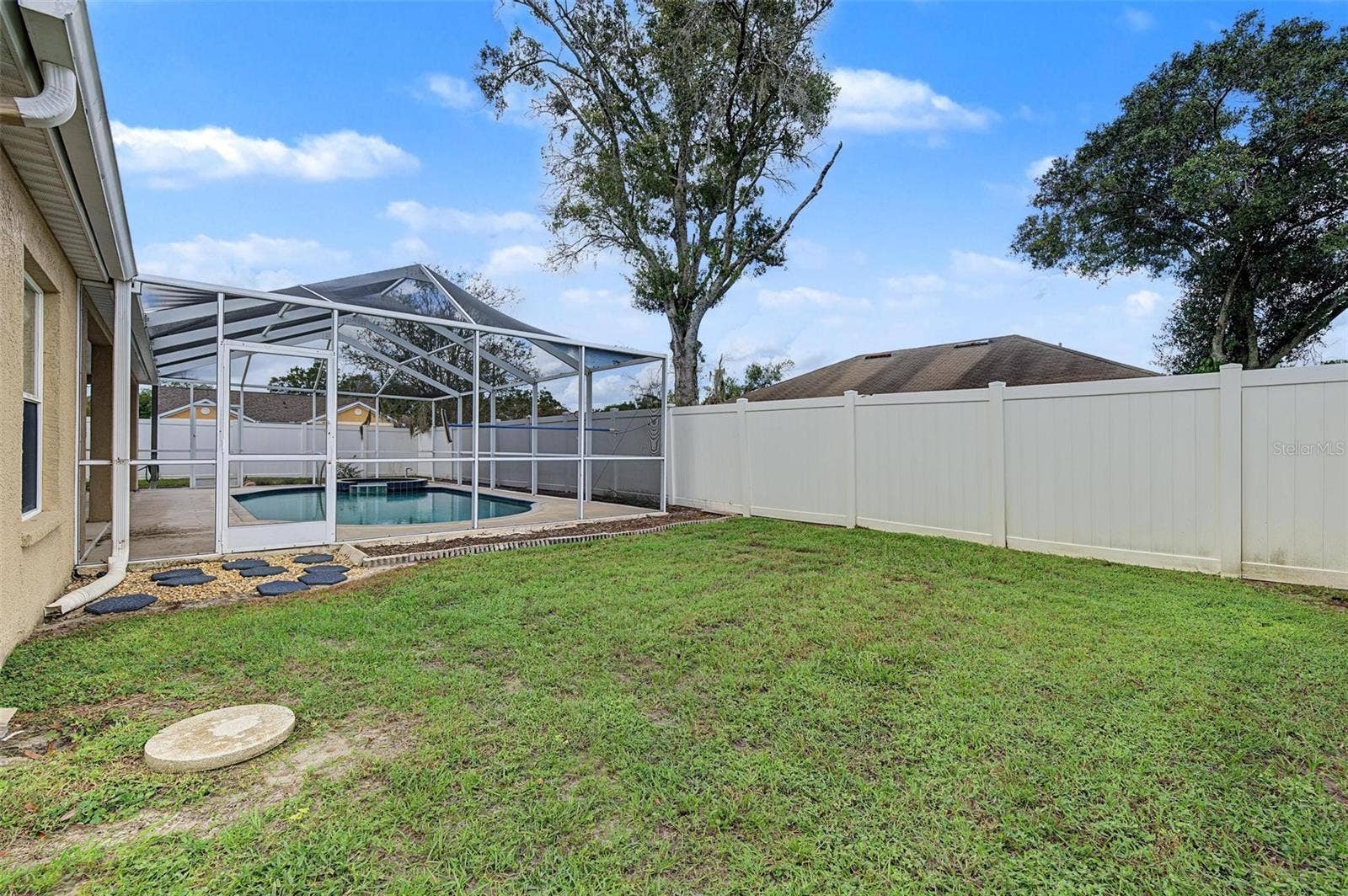 5809 BLACK WALNUT COURT, Tampa, FL 33625
