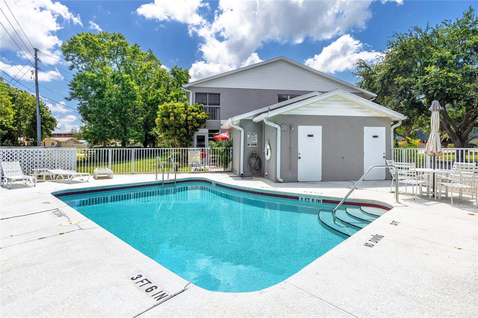 14460 MARINA WAY, #11, Seminole, FL 33776 14460 MARINA WAY, #11, Seminole, FL 33776