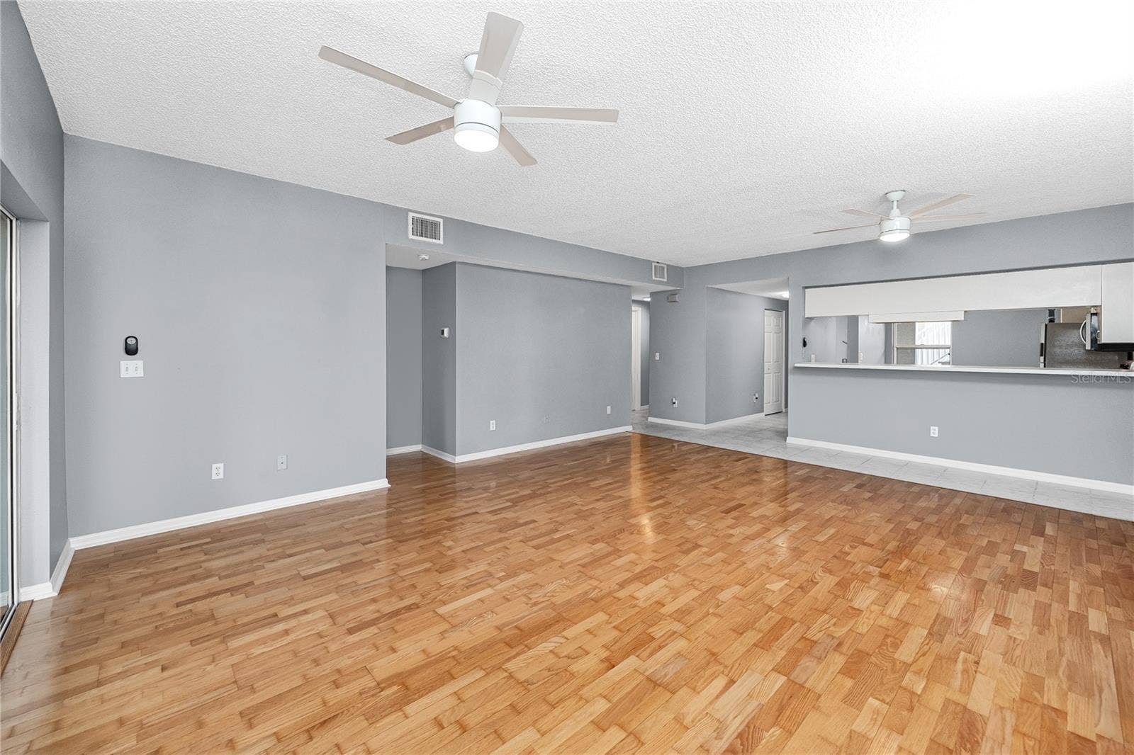 14460 MARINA WAY, #11, Seminole, FL 33776 14460 MARINA WAY, #11, Seminole, FL 33776