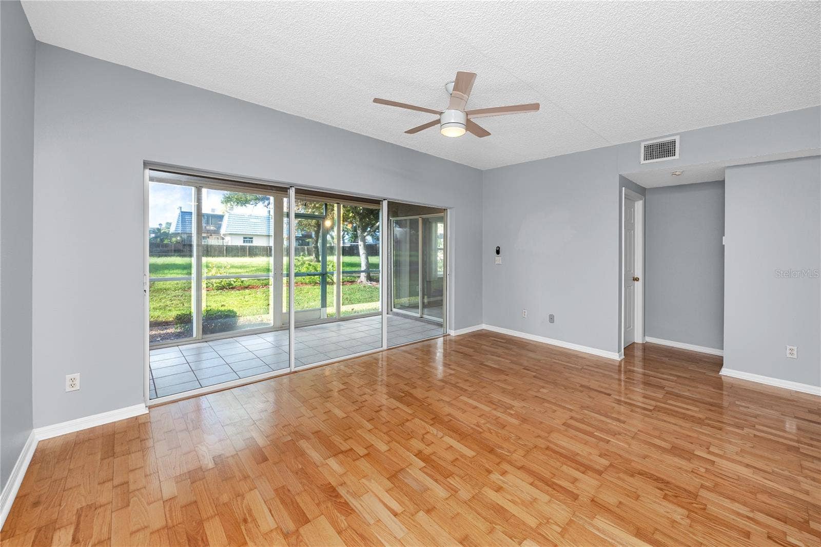 14460 MARINA WAY, #11, Seminole, FL 33776 14460 MARINA WAY, #11, Seminole, FL 33776
