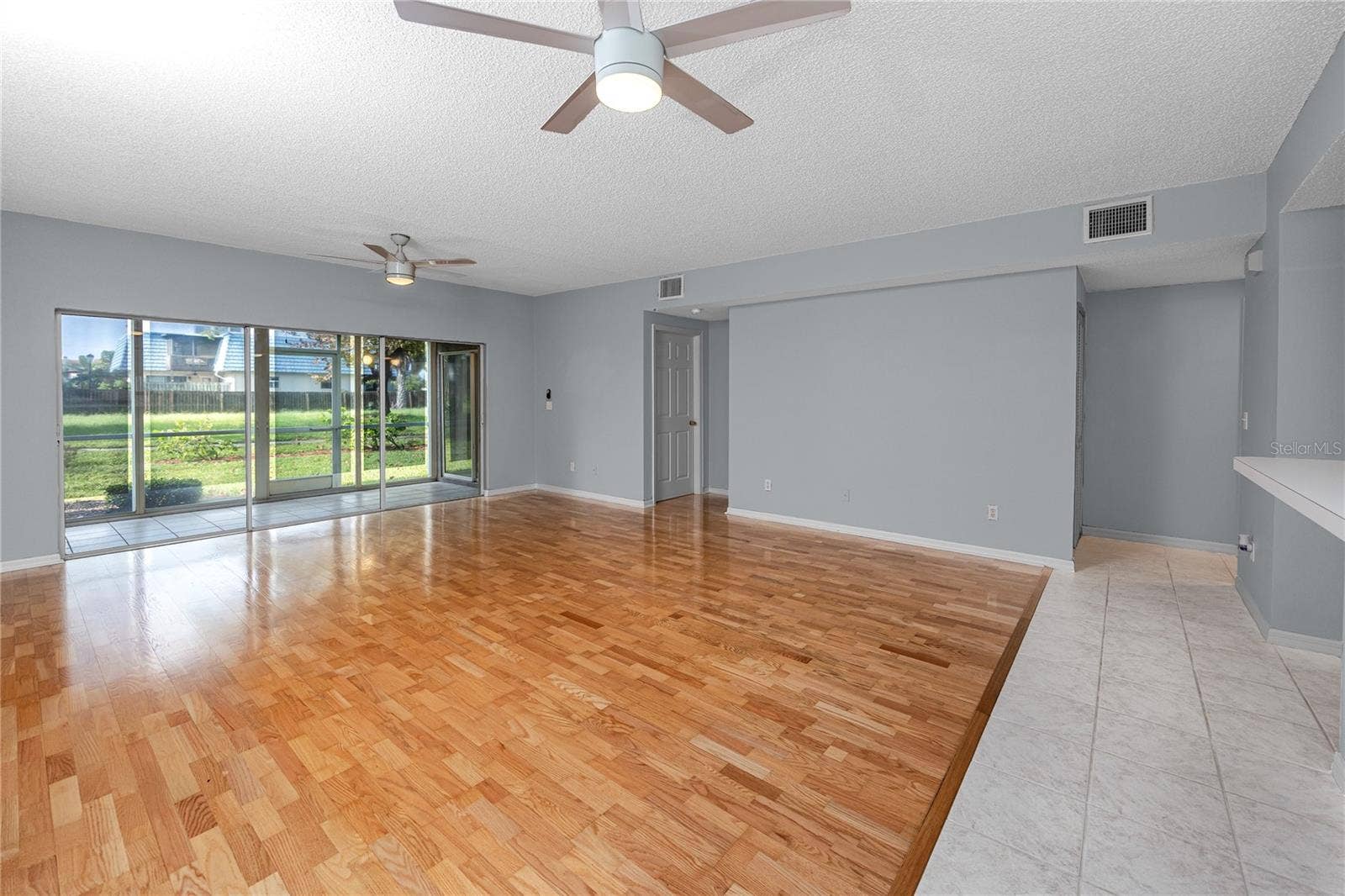 14460 MARINA WAY, #11, Seminole, FL 33776 14460 MARINA WAY, #11, Seminole, FL 33776