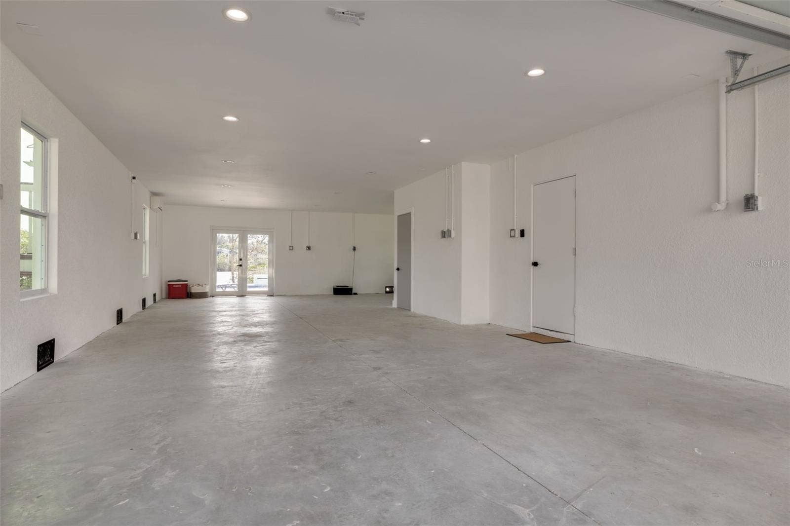 7609 DEEDRA CIRCLE, Port Richey, FL 34668 Tandem garage could fit 4 cars