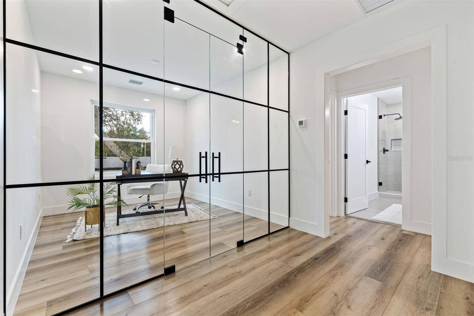 4468 57TH AVENUE N, St Petersburg, FL 33714 Dedicated home office