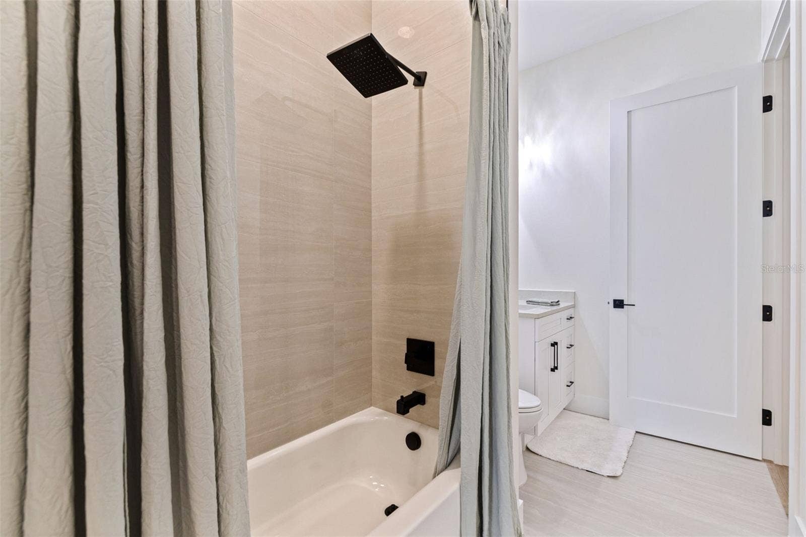 4468 57TH AVENUE N, St Petersburg, FL 33714 Downstairs bathroom