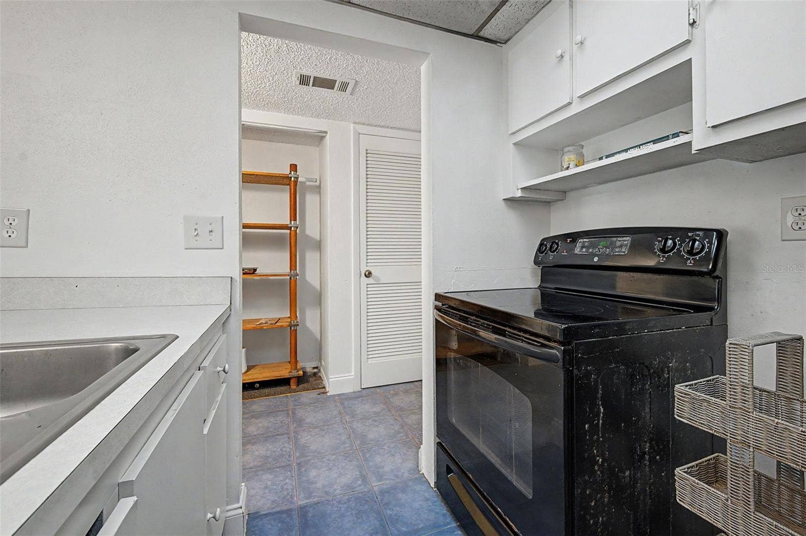 420 N BAYSHORE BOULEVARD, #104, Clearwater, FL 33759
