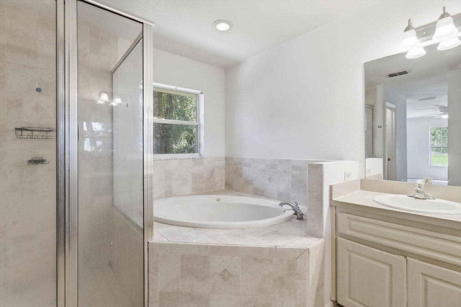 3075 E CROWN DRIVE, Inverness, FL 34453 3075 E CROWN DRIVE, Inverness, FL 34453