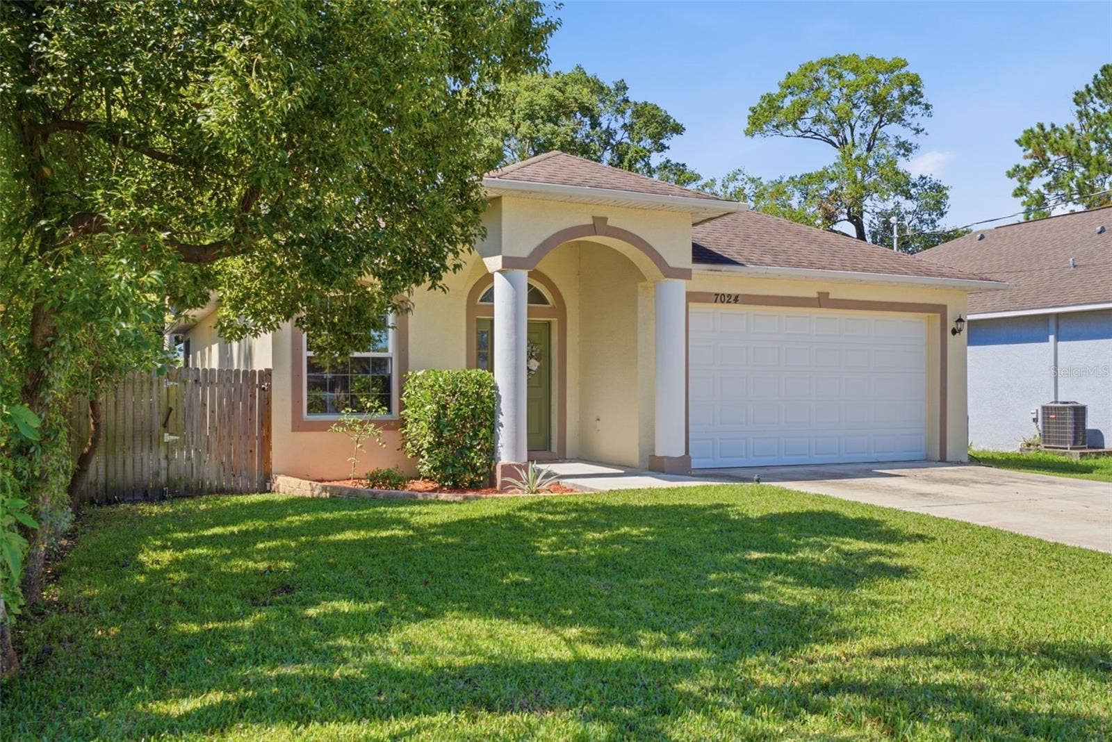 7024 N DAKOTA AVENUE, Tampa, FL 33604