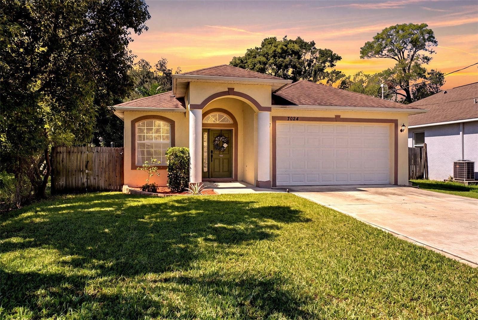 7024 N DAKOTA AVENUE, Tampa, FL 33604