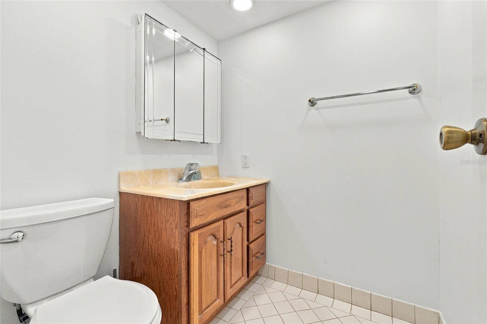 11000 GULF BOULEVARD, #1002, Treasure Island, FL 33706