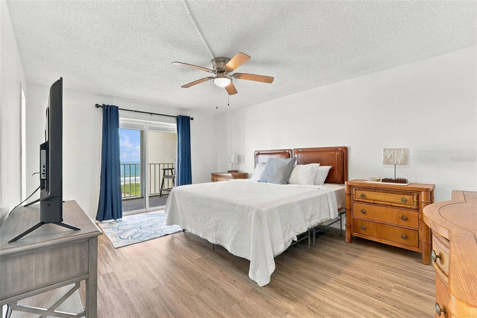 11000 GULF BOULEVARD, #1002, Treasure Island, FL 33706