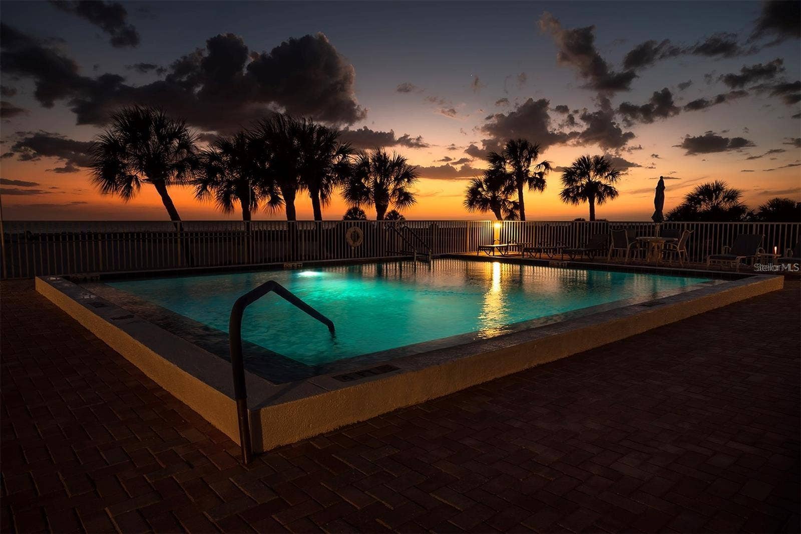 11000 GULF BOULEVARD, #1002, Treasure Island, FL 33706