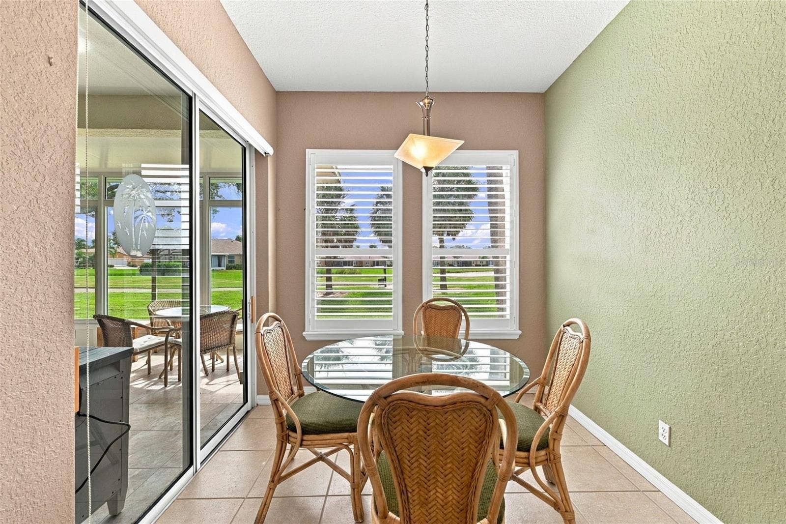 2418 KENSINGTON GREENS DRIVE, #9, Sun City Center, FL 33573 Dining/Flex Room