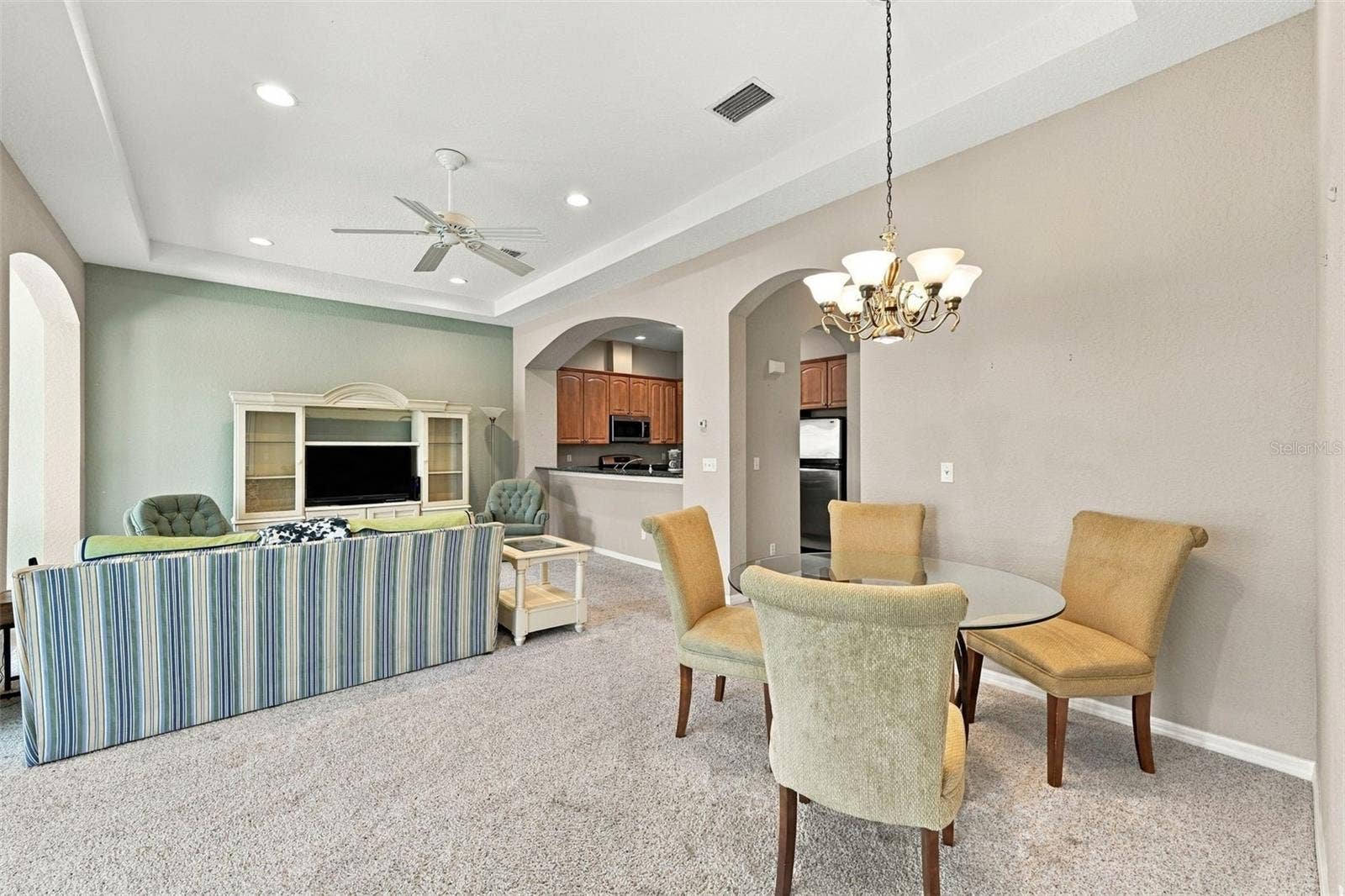2418 KENSINGTON GREENS DRIVE, #9, Sun City Center, FL 33573 Dining Area