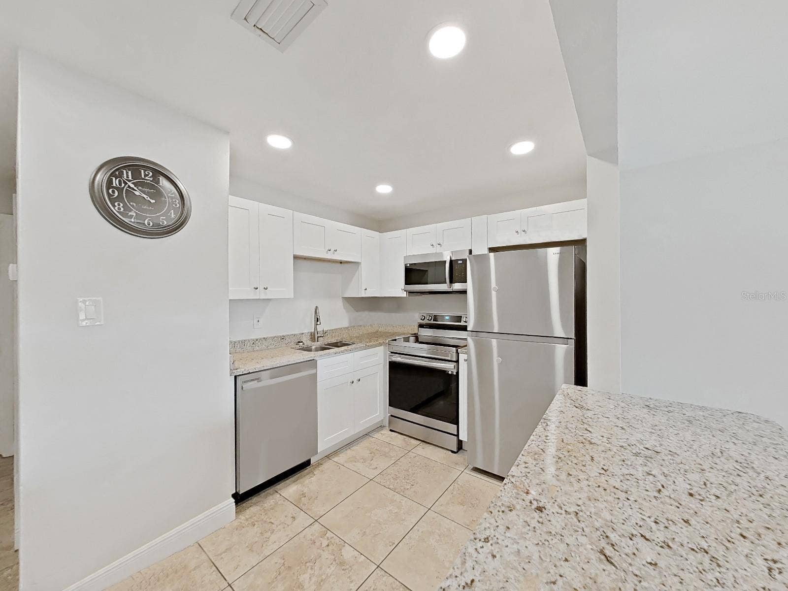 2501 HARN BOULEVARD, #H39, Clearwater, FL 33764 2501 HARN BOULEVARD, #H39, Clearwater, FL 33764