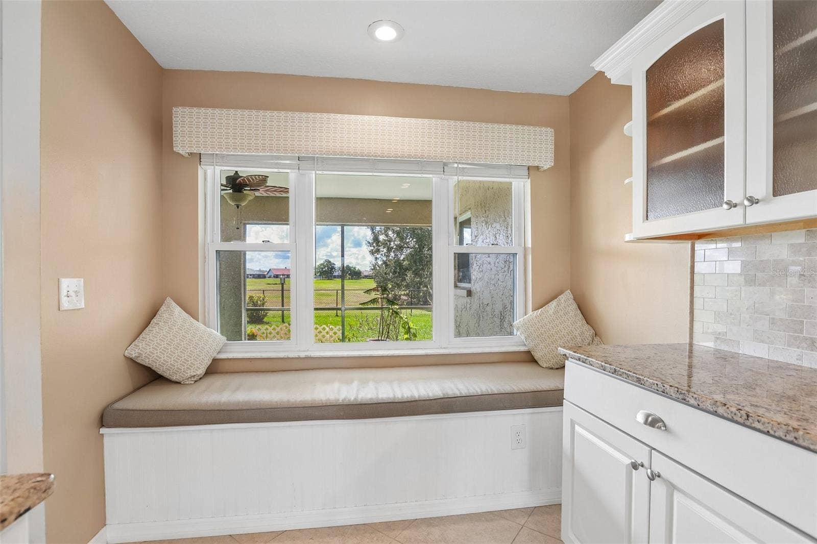 1806 PINEAPPLE PALM COURT, Sun City Center, FL 33573
