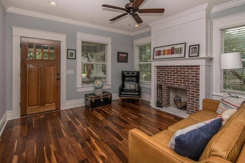 905 S BRUCE STREET, Tampa, FL 33606