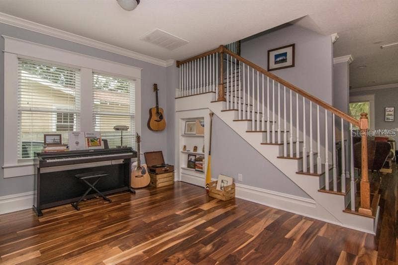 905 S BRUCE STREET, Tampa, FL 33606