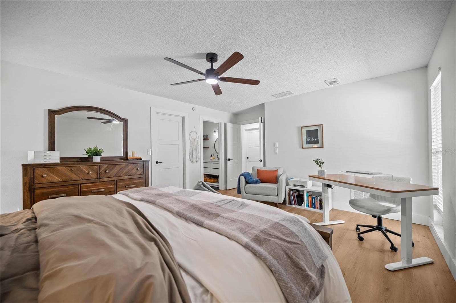 2365 MOORE HAVEN DRIVE E, Clearwater, FL 33763 2365 MOORE HAVEN DRIVE E, Clearwater, FL 33763