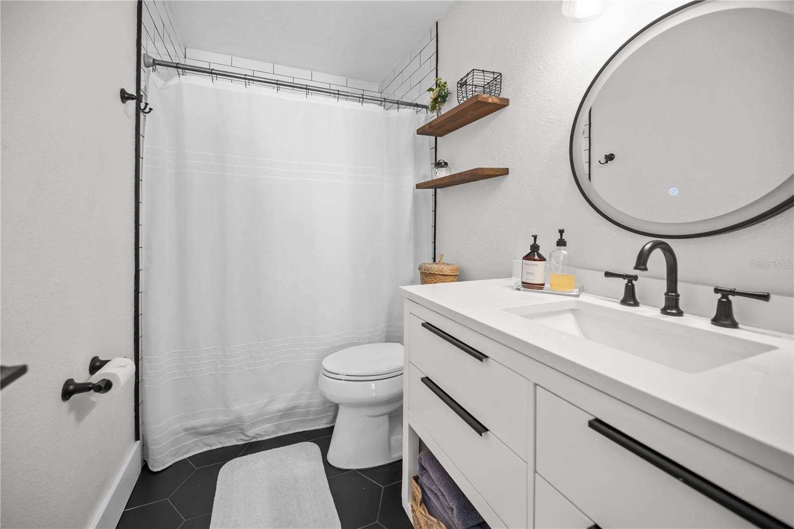 2365 MOORE HAVEN DRIVE E, Clearwater, FL 33763 2365 MOORE HAVEN DRIVE E, Clearwater, FL 33763