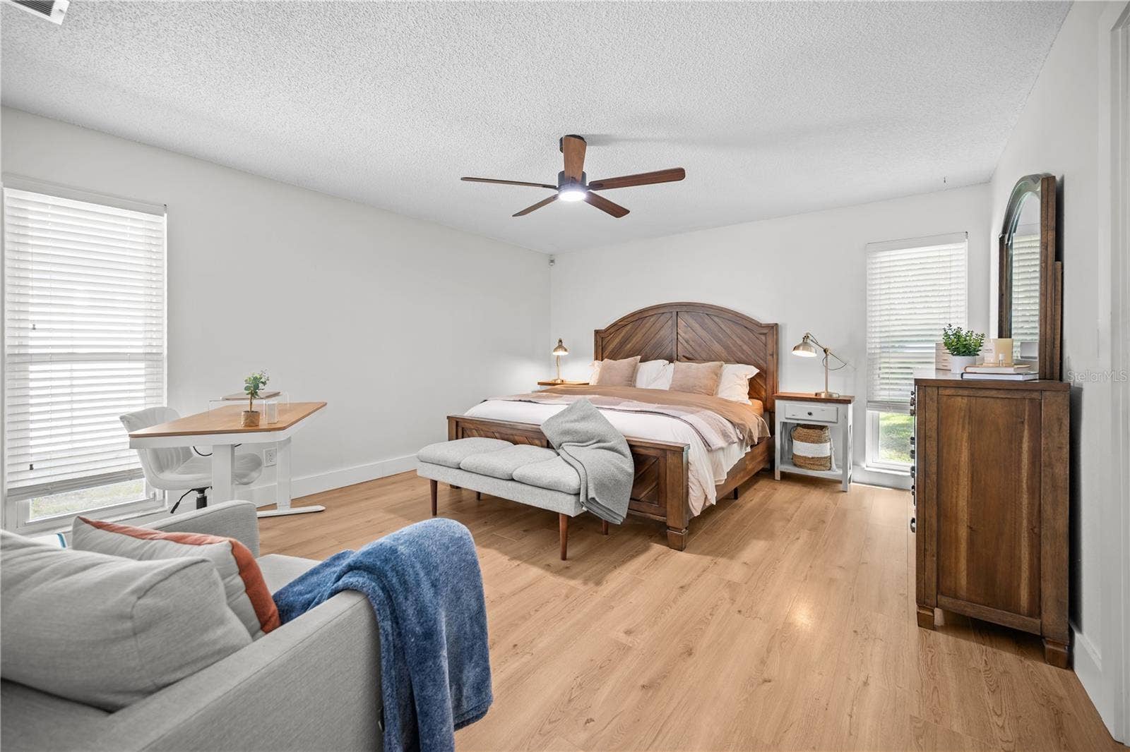 2365 MOORE HAVEN DRIVE E, Clearwater, FL 33763 2365 MOORE HAVEN DRIVE E, Clearwater, FL 33763