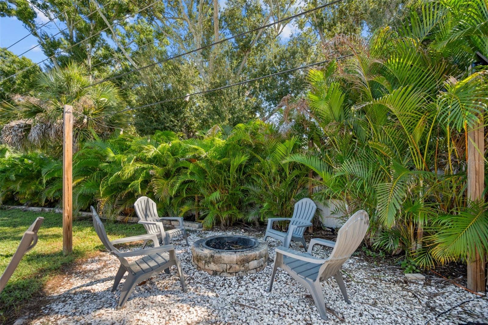 2365 MOORE HAVEN DRIVE E, Clearwater, FL 33763 2365 MOORE HAVEN DRIVE E, Clearwater, FL 33763