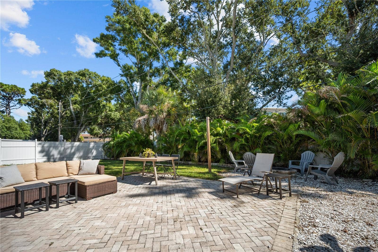 2365 MOORE HAVEN DRIVE E, Clearwater, FL 33763 2365 MOORE HAVEN DRIVE E, Clearwater, FL 33763