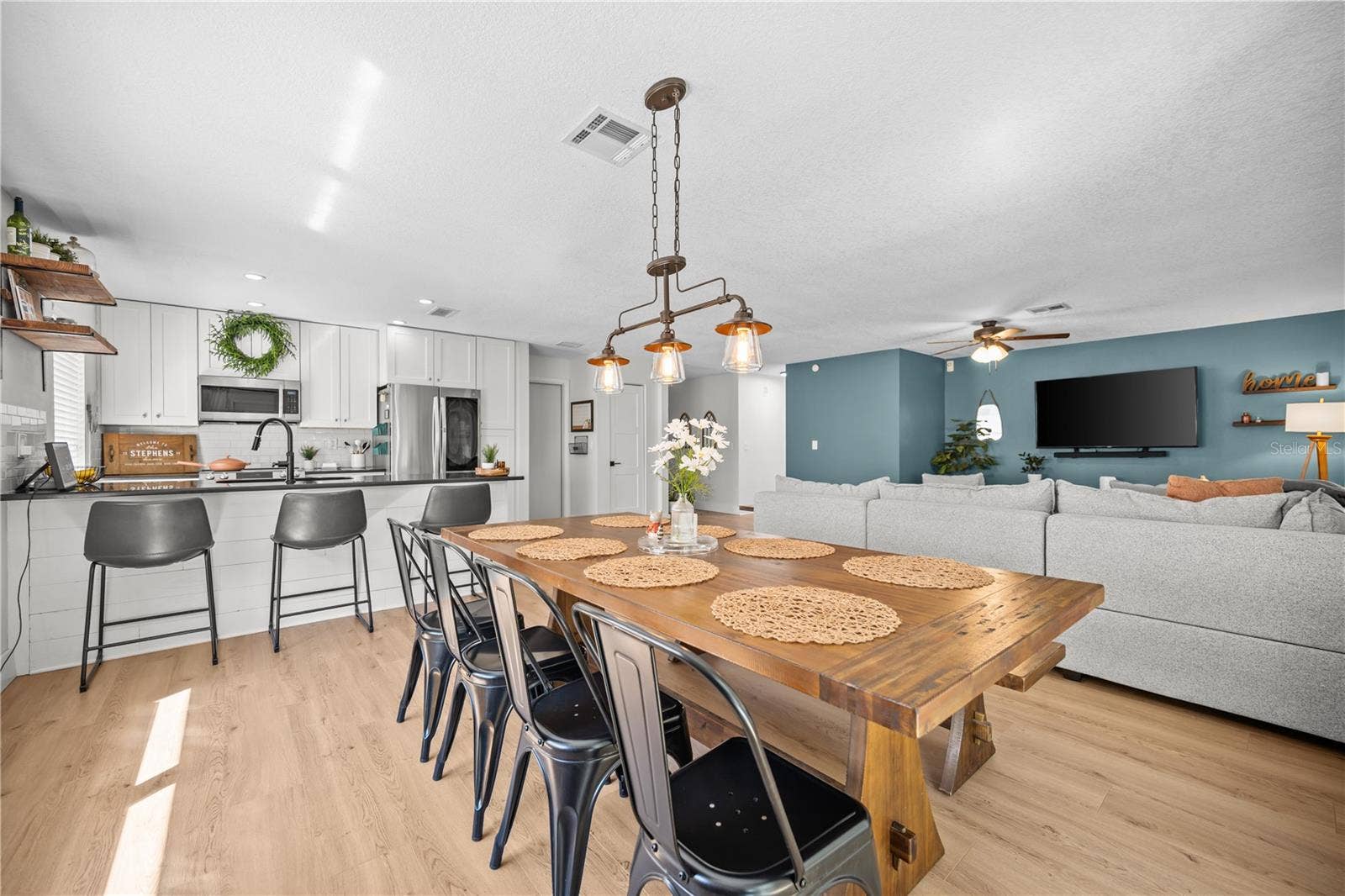 2365 MOORE HAVEN DRIVE E, Clearwater, FL 33763 2365 MOORE HAVEN DRIVE E, Clearwater, FL 33763