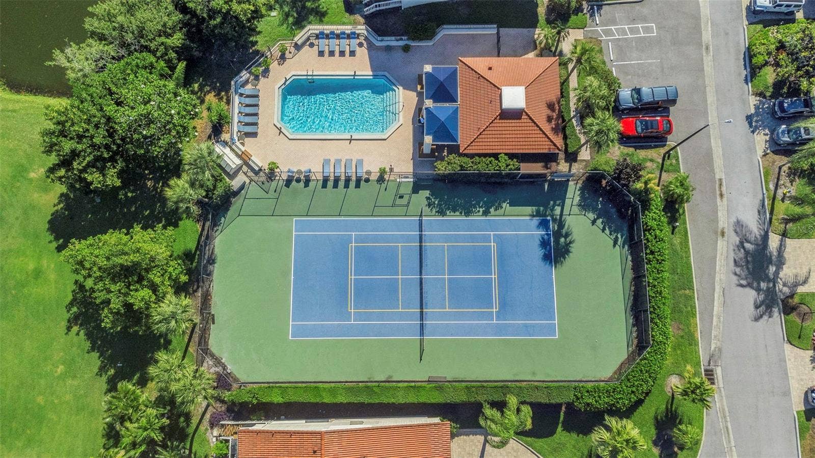 5650 ESCONDIDA BOULEVARD S, St Petersburg, FL 33715 Courts and community pool