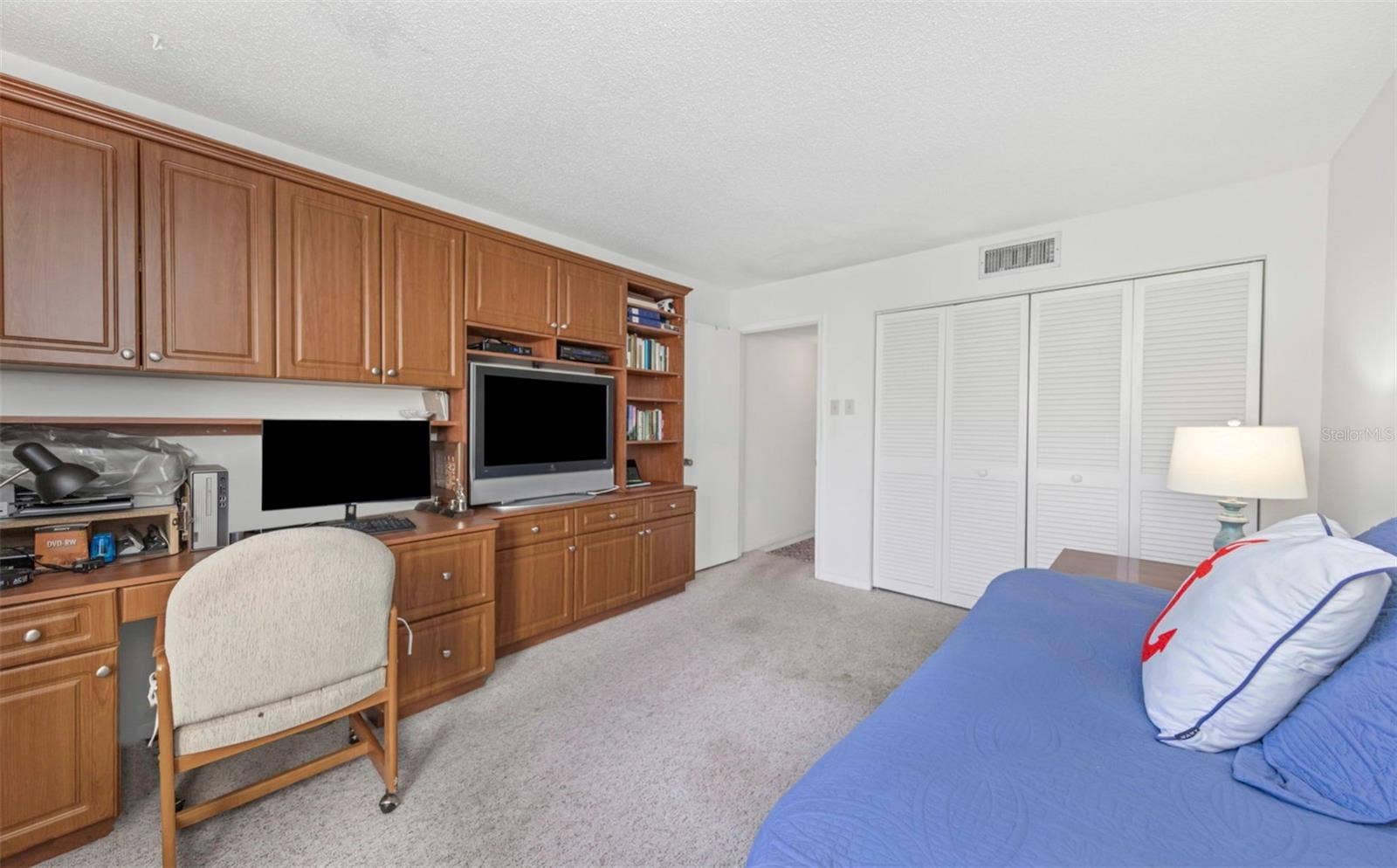5650 ESCONDIDA BOULEVARD S, St Petersburg, FL 33715 Main level bedroom/office