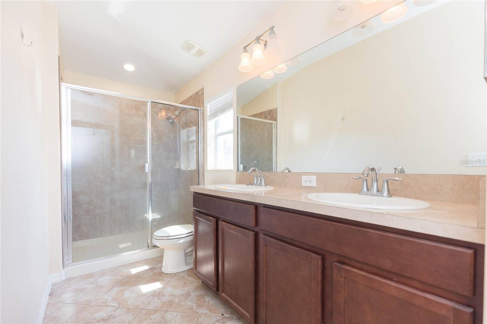 15406 DAKOTA SKY PLACE, Ruskin, FL 33573 15406 DAKOTA SKY PLACE, Ruskin, FL 33573