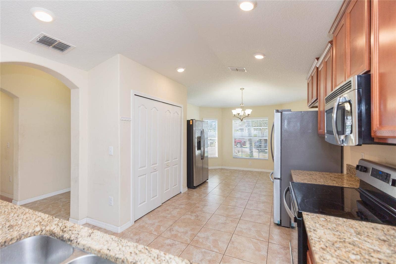 15406 DAKOTA SKY PLACE, Ruskin, FL 33573 15406 DAKOTA SKY PLACE, Ruskin, FL 33573