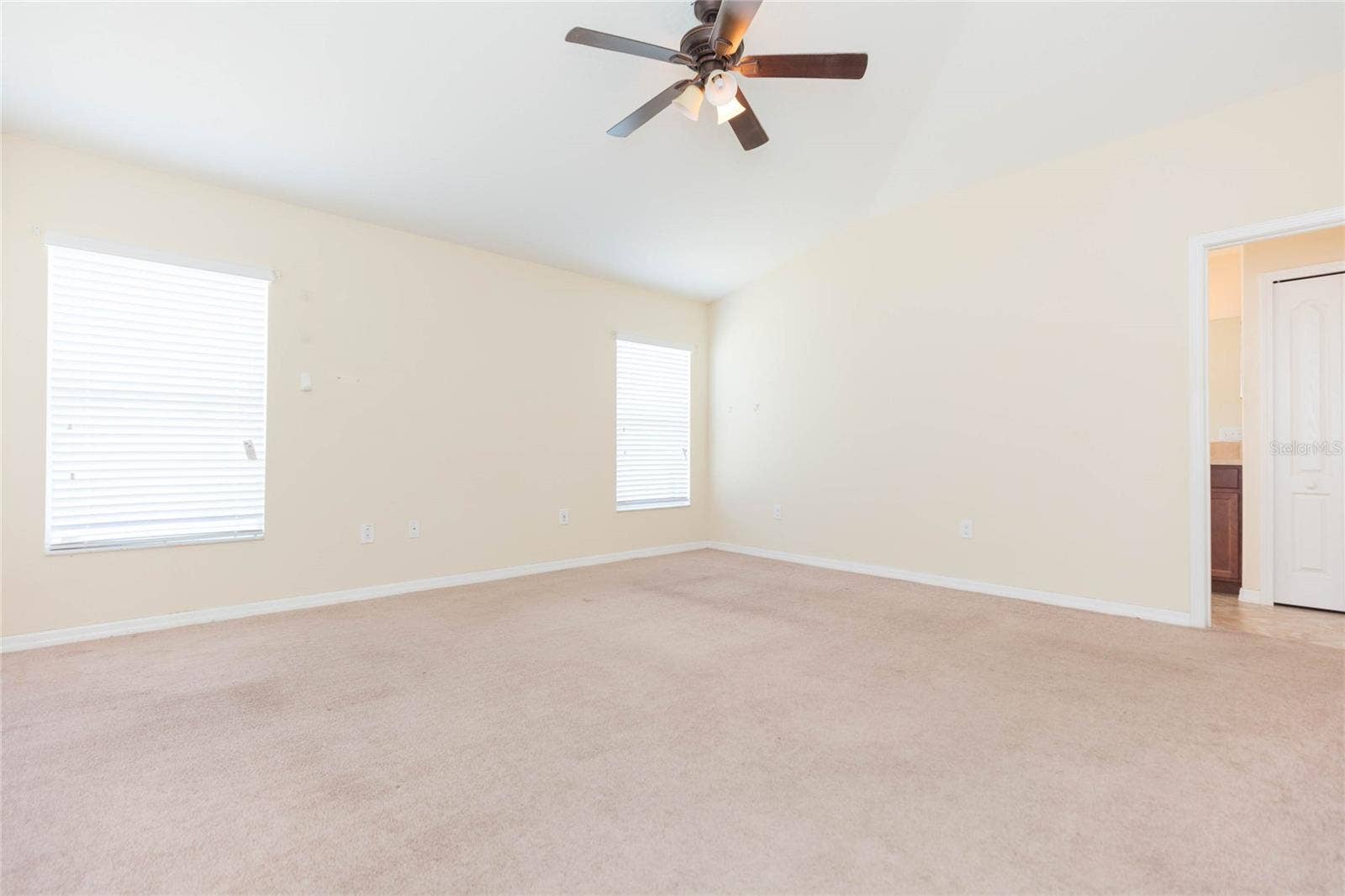 15406 DAKOTA SKY PLACE, Ruskin, FL 33573 15406 DAKOTA SKY PLACE, Ruskin, FL 33573
